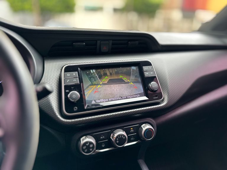 Nissan KICKS SV 1.6 16V FlexStar 5p Aut.