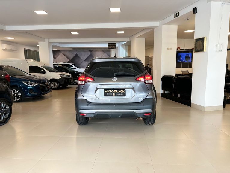 Nissan KICKS SV 1.6 16V FlexStar 5p Aut.