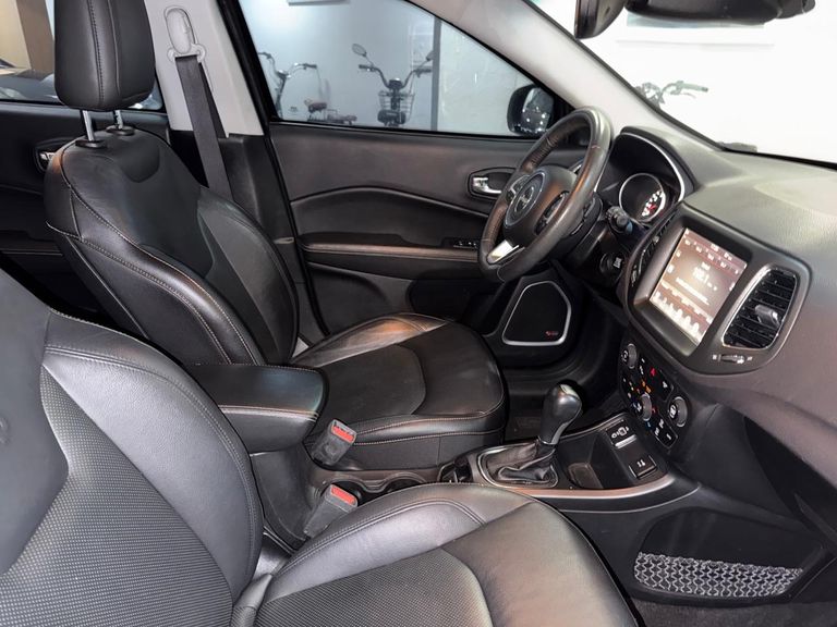 Jeep COMPASS LONGITUDE 2.0 4x2 Flex 16V Aut.