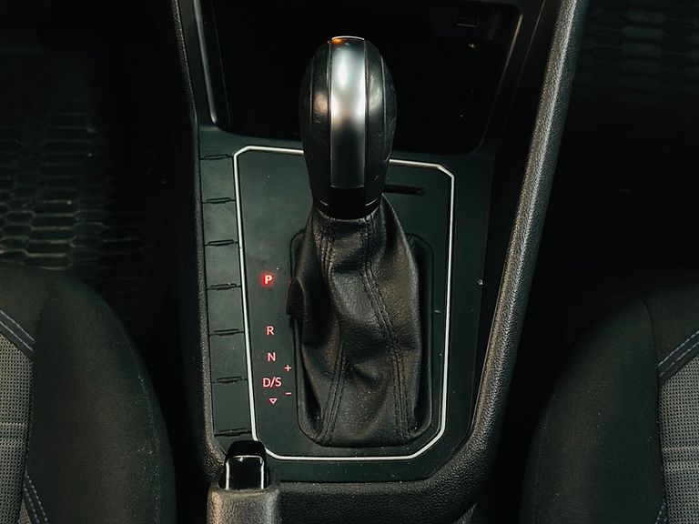 VolksWagen Nivus Comfortline 1.0 200 TSI Flex Aut.