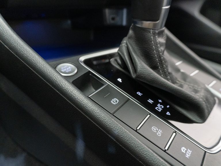 VolksWagen JETTA R-Line 250 TSI 1.4 Flex 16V Aut.