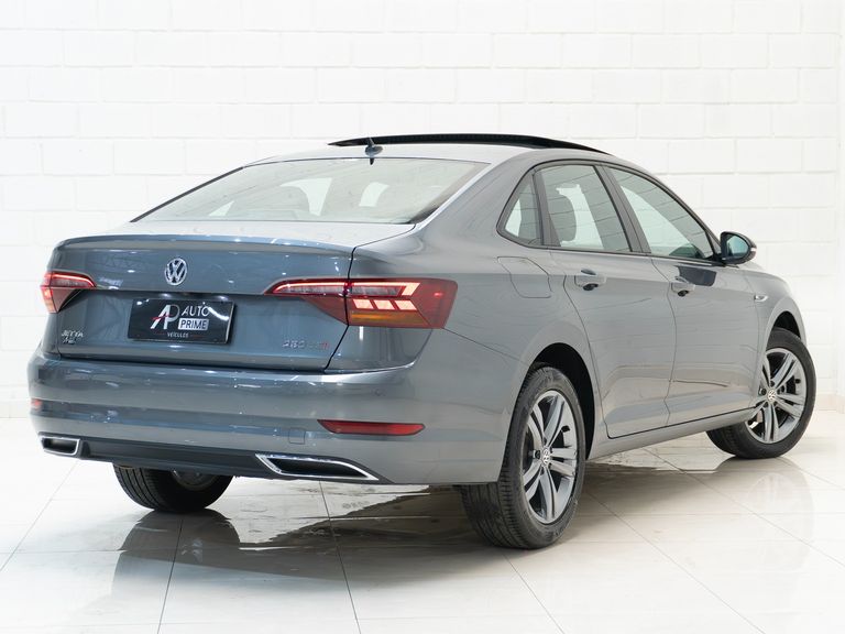 VolksWagen JETTA R-Line 250 TSI 1.4 Flex 16V Aut.