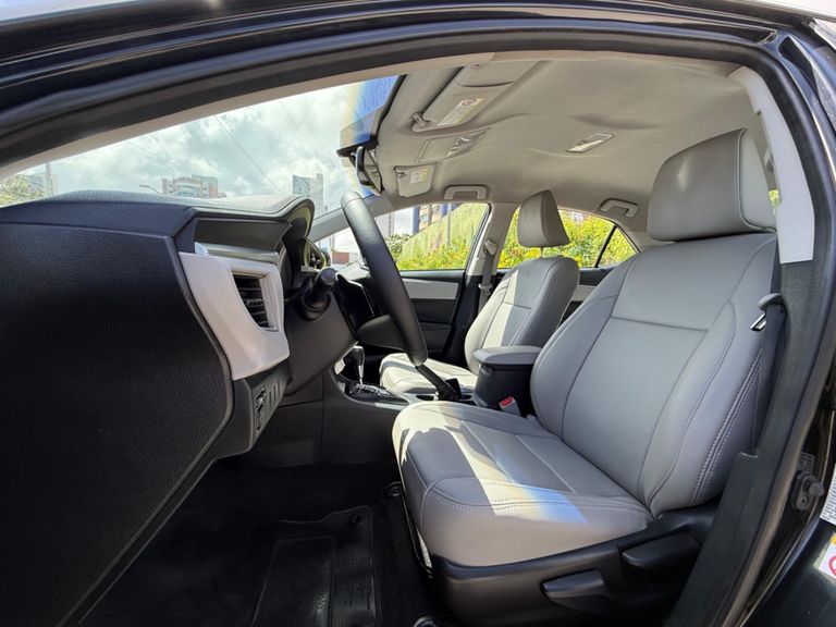 Toyota Corolla XEi 2.0 Flex 16V Aut.