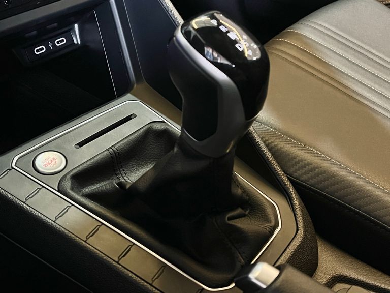 VolksWagen Nivus Highline 1.0 200 TSI Flex Aut.