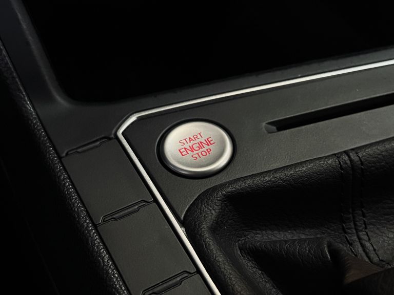 VolksWagen Nivus Highline 1.0 200 TSI Flex Aut.