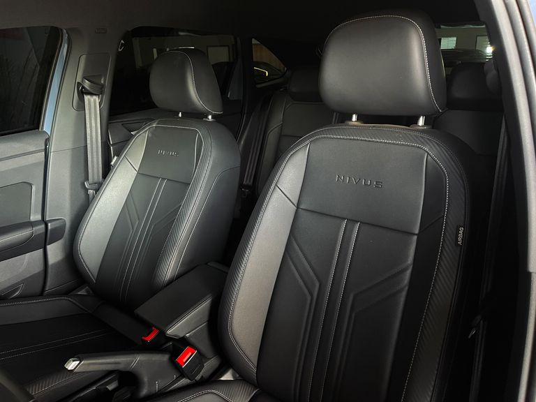 VolksWagen Nivus Highline 1.0 200 TSI Flex Aut.