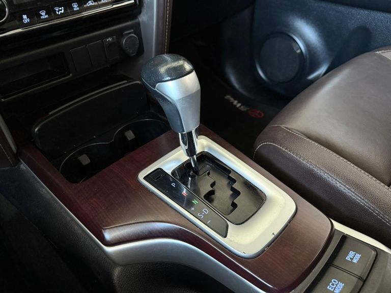 Toyota Hilux SW4 SRV 4x2 2.7 Flex 16V Aut.