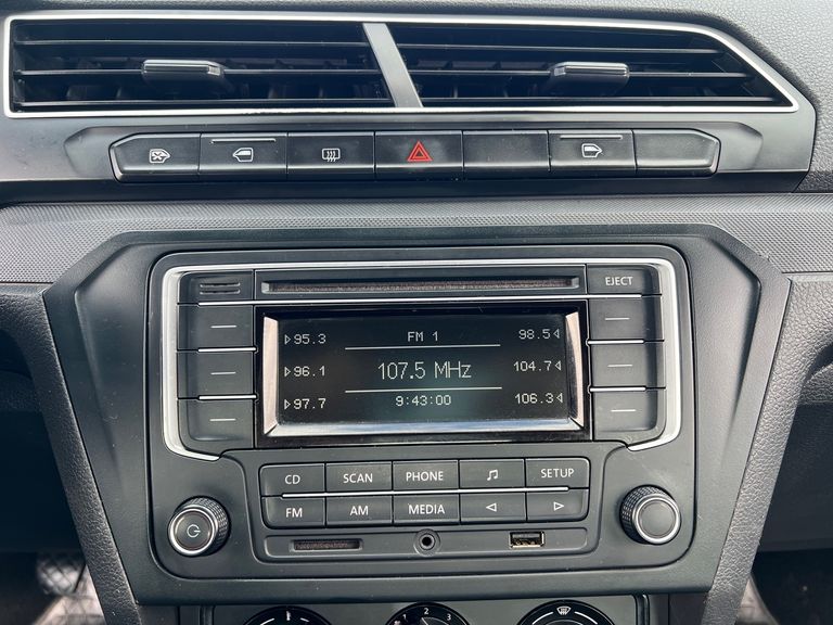 VolksWagen VOYAGE 1.6 MSI Flex 8V 4p