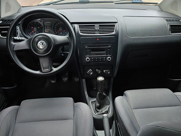 VolksWagen Fox 1.6 Mi Total Flex 8V 5p