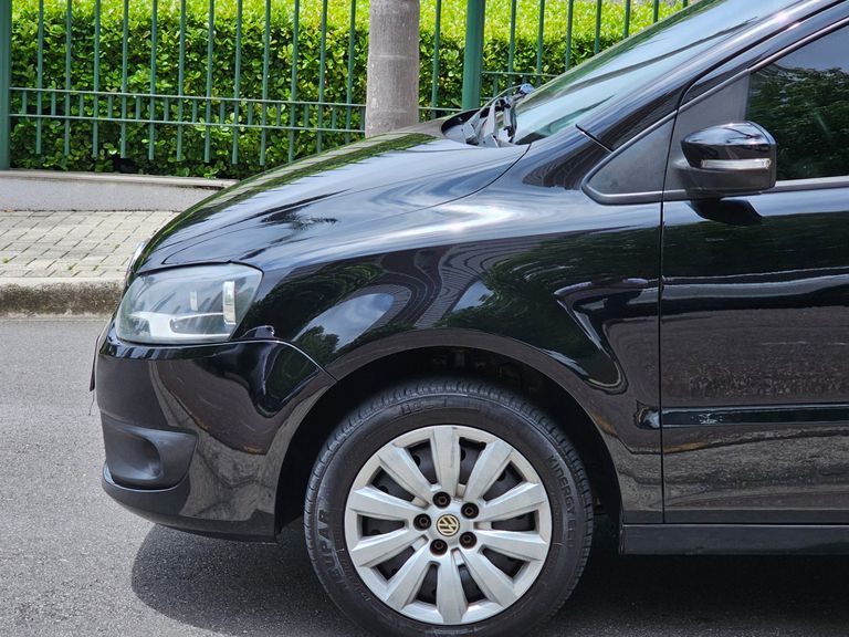 VolksWagen Fox 1.6 Mi Total Flex 8V 5p