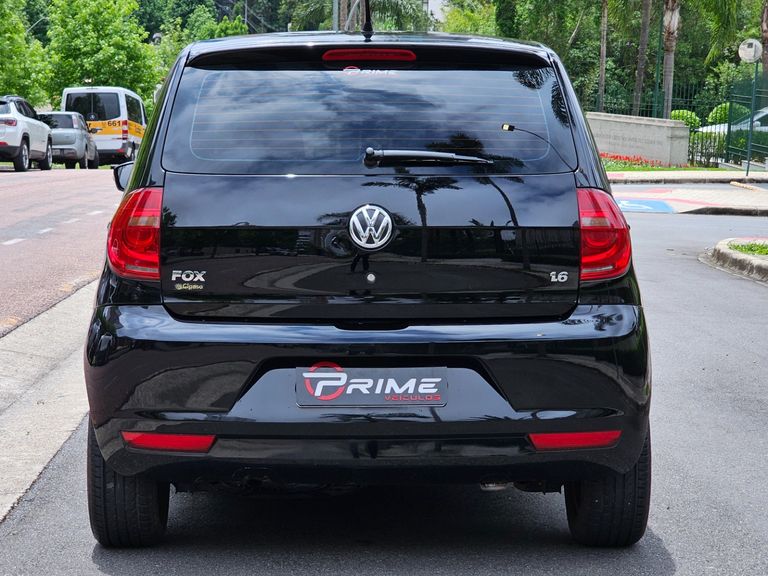 VolksWagen Fox 1.6 Mi Total Flex 8V 5p