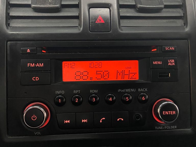 Nissan VERSA SV 1.6 16V FlexStart 4p Aut.