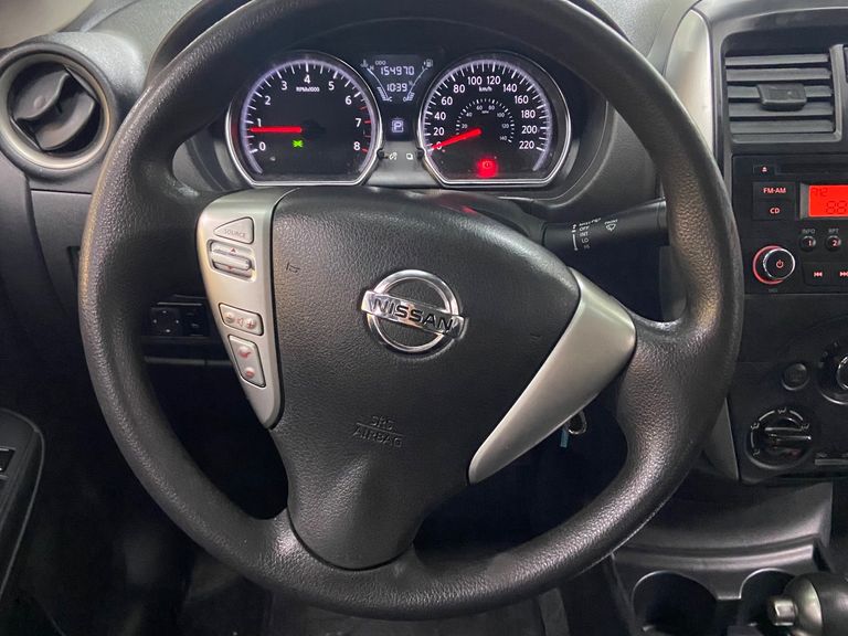 Nissan VERSA SV 1.6 16V FlexStart 4p Aut.