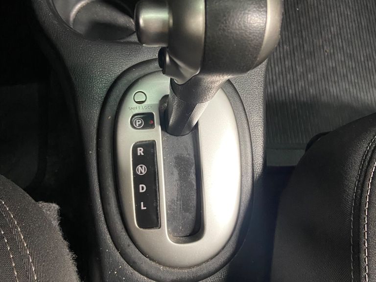 Nissan VERSA SV 1.6 16V FlexStart 4p Aut.