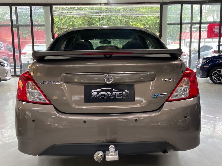 Nissan VERSA SV 1.6 16V FlexStart 4p Aut.