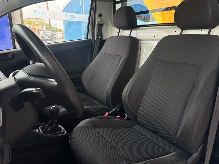 VolksWagen Saveiro Robust 1.6 Total Flex 8V