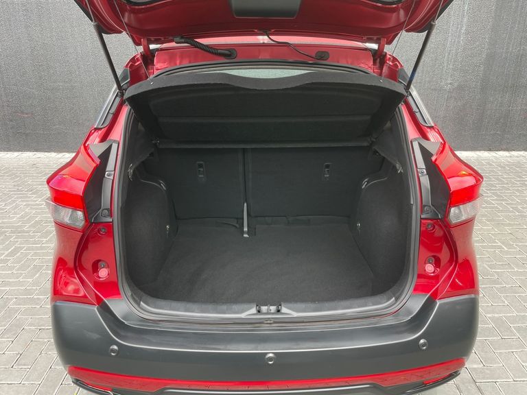 Nissan KICKS SV 1.6 16V FlexStar 5p Aut.