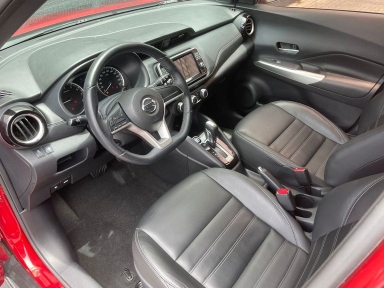 Nissan KICKS SV 1.6 16V FlexStar 5p Aut.