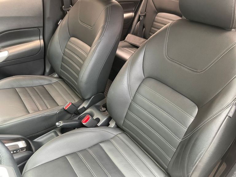 Nissan KICKS SV 1.6 16V FlexStar 5p Aut.