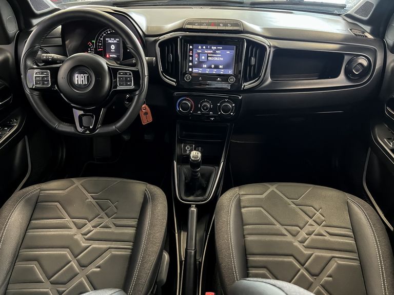 Fiat Strada Volcano 1.3 Flex 8V CD