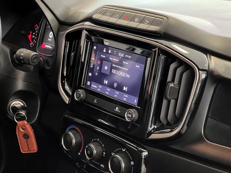 Fiat Strada Volcano 1.3 Flex 8V CD