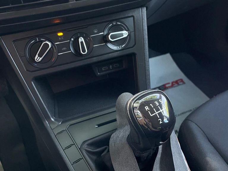 VolksWagen Polo Track 1.0 Flex 12V 5p