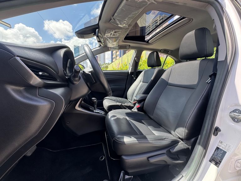 Toyota YARIS XLS Sedan 1.5 Flex 16V 4p Aut.