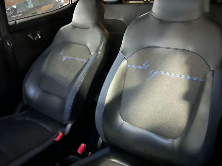 Renault KWID Intense 1.0 Flex 12V 5p Mec.