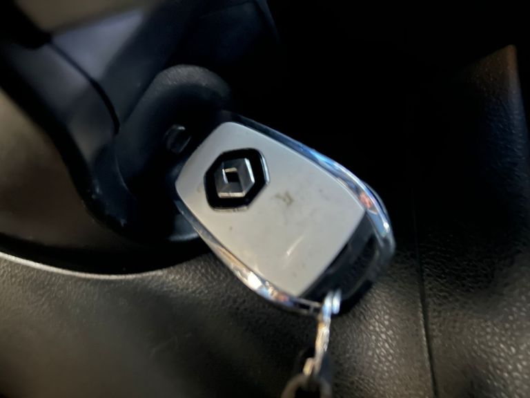 Renault KWID Intense 1.0 Flex 12V 5p Mec.