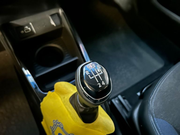 Renault KWID Intense 1.0 Flex 12V 5p Mec.