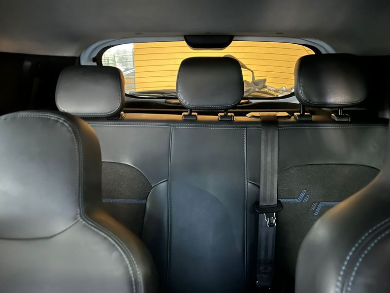 Renault KWID Intense 1.0 Flex 12V 5p Mec.