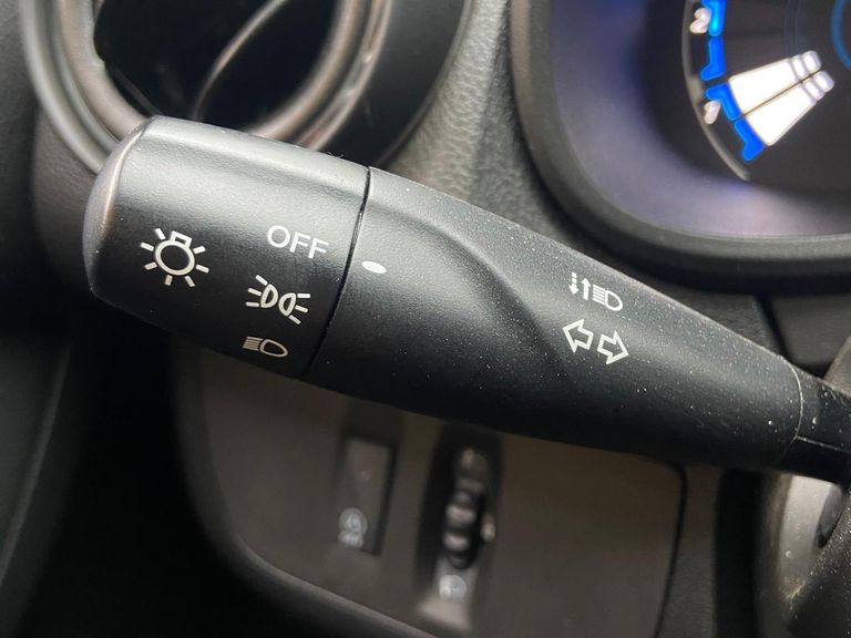 Renault KWID Zen 1.0 Flex 12V 5p Mec.