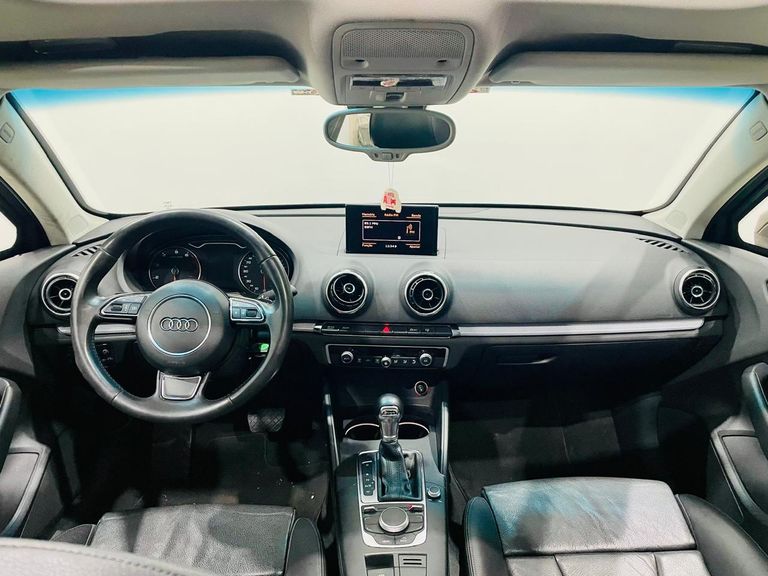 Audi A3 Sed.1.8/1.8 Ambit.16V TB FSI S-tronic