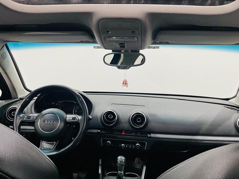 Audi A3 Sed.1.8/1.8 Ambit.16V TB FSI S-tronic