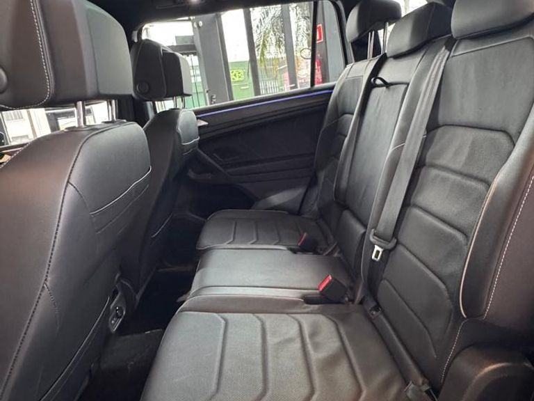 VolksWagen TIGUAN Allspac R-Line 300 TSI 2.0 