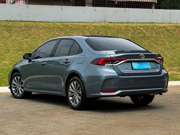 Toyota Corolla XEi 2.0 Flex 16V Aut.