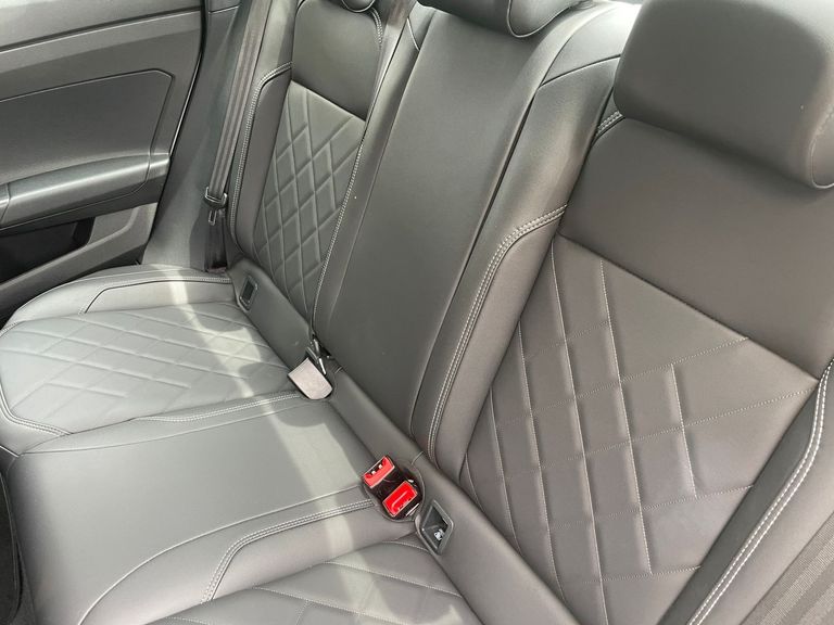 VolksWagen VIRTUS Exclusive 250TSI 1.4 Flex 16V Aut