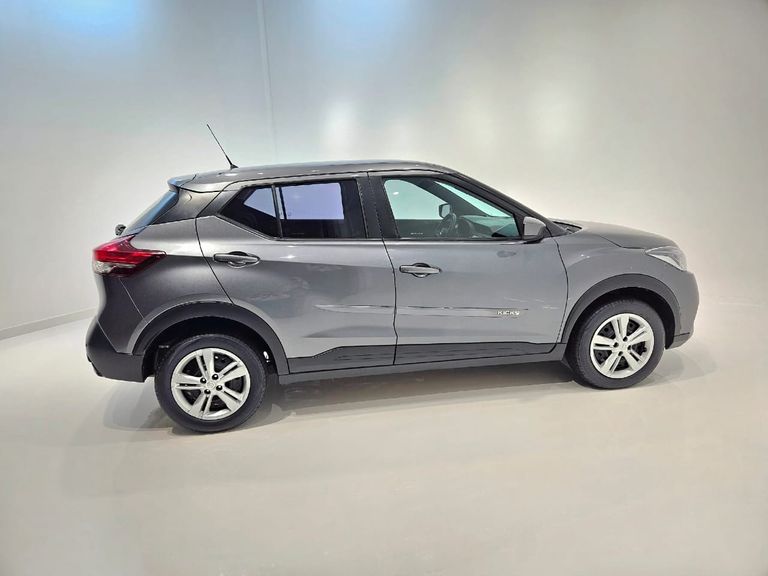 Nissan KICKS Active S 1.6 16V Flex Aut.