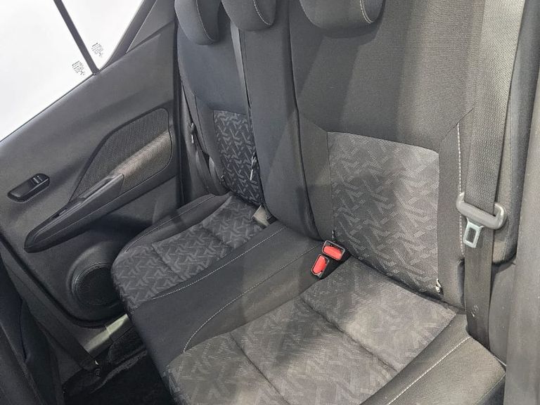 Nissan KICKS Active S 1.6 16V Flex Aut.