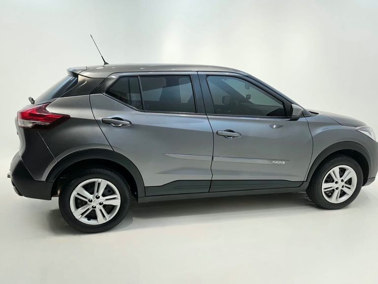 Nissan KICKS Active S 1.6 16V Flex Aut.