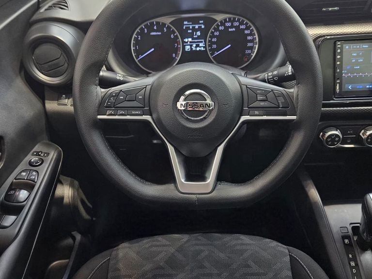 Nissan KICKS Active S 1.6 16V Flex Aut.