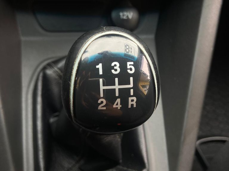 Ford Ka 1.0 SE/SE Plus TiVCT Flex 5p