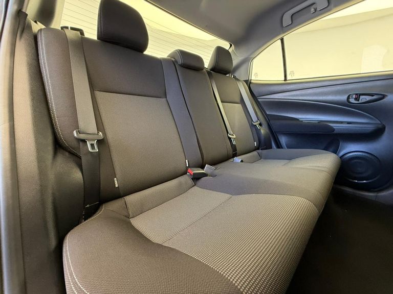 Toyota YARIS XL Sedan 1.5 Flex 16V 4p Aut.