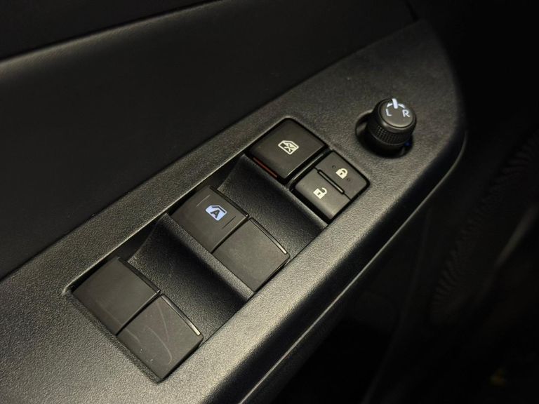 Toyota YARIS XL Sedan 1.5 Flex 16V 4p Aut.