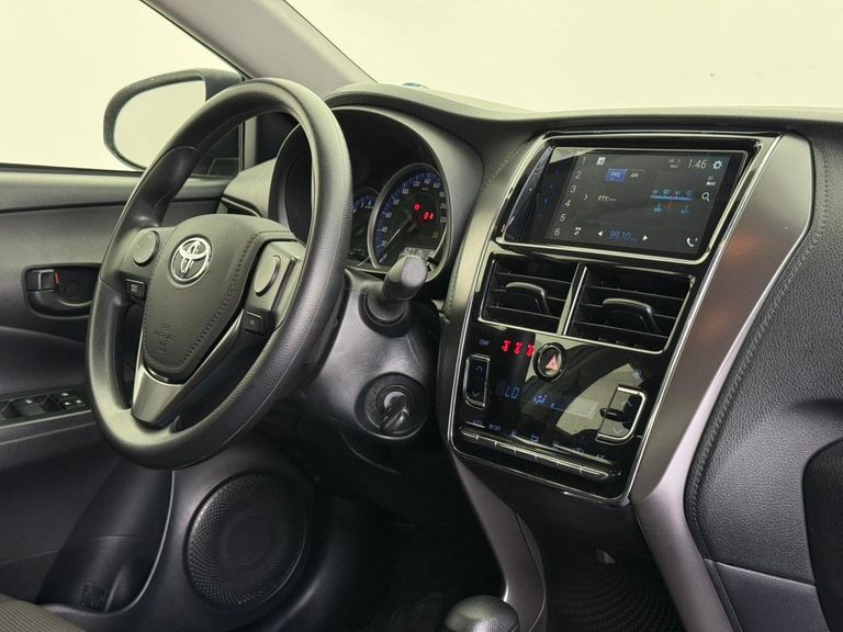 Toyota YARIS XL Sedan 1.5 Flex 16V 4p Aut.