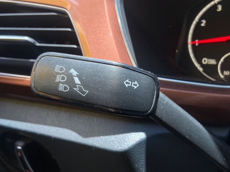 VolksWagen T-Cross Comfor. 200 TSI 1.0 Flex 5p Aut.