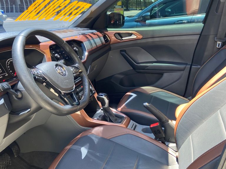 VolksWagen T-Cross Comfor. 200 TSI 1.0 Flex 5p Aut.