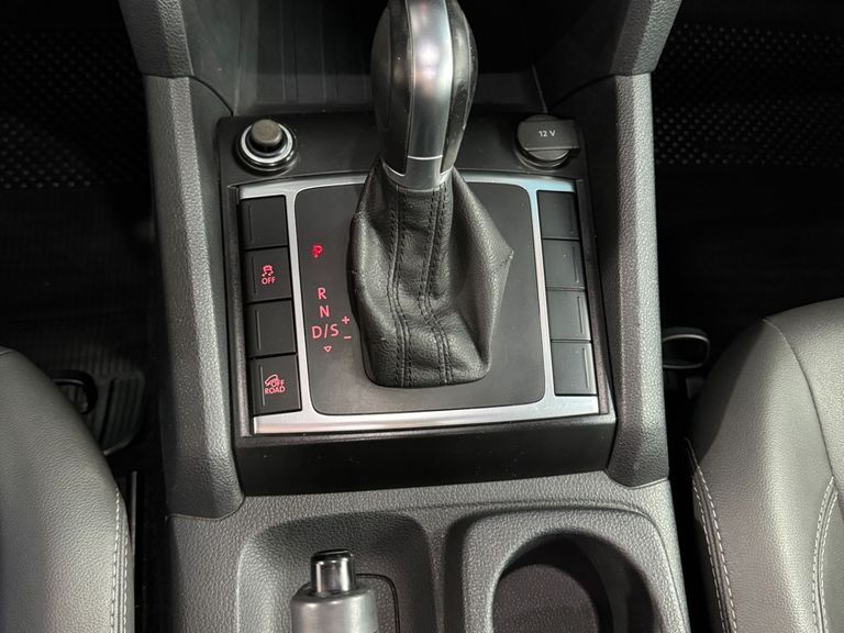 VolksWagen AMAROK Trendline CD 2.0 TDI 4X4 Dies Aut