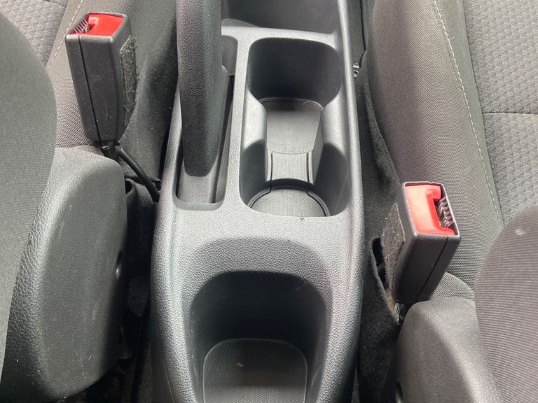 Chevrolet ONIX SEDAN Plus LT 1.0 12V Flex 4p Mec.