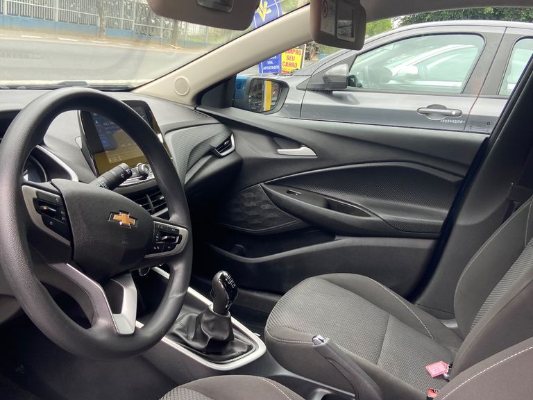 Chevrolet ONIX SEDAN Plus LT 1.0 12V Flex 4p Mec.